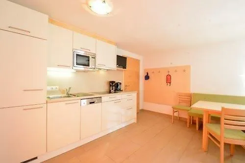 ゲストハウス Muntane